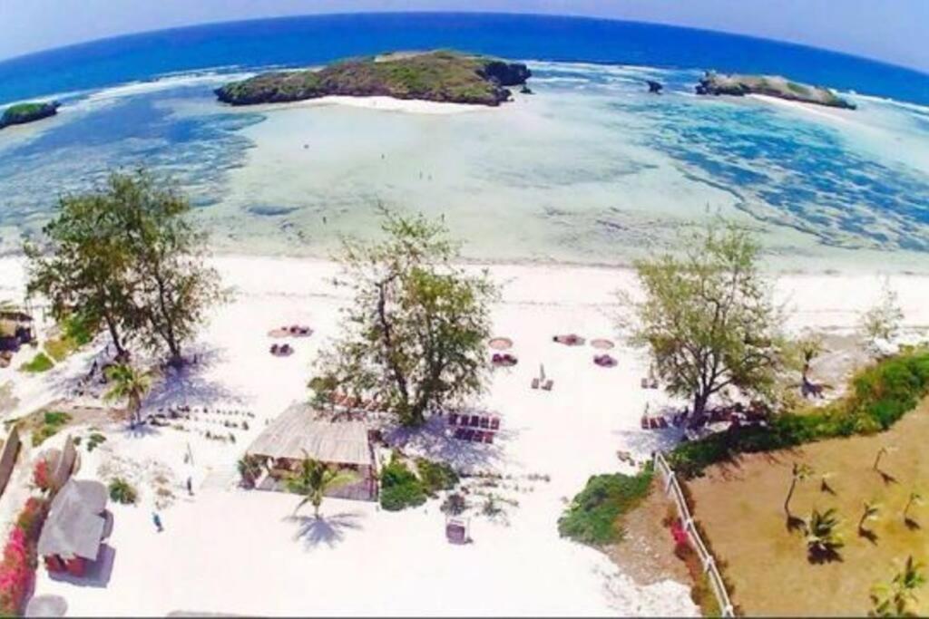 White Villa - Paparemo Beach Watamu Kültér fotó